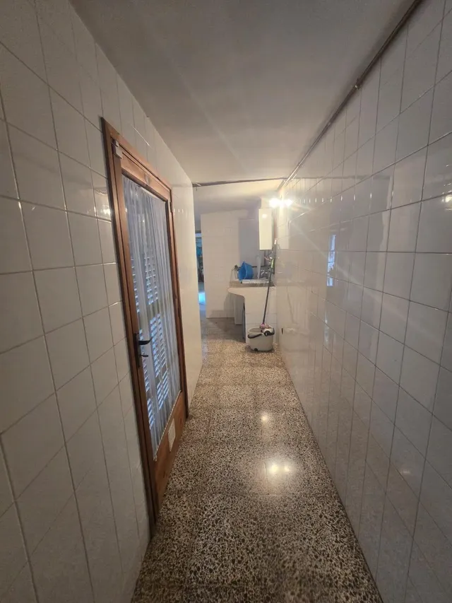 Gran piso todo exterior a  5 minutos del centro. — 30