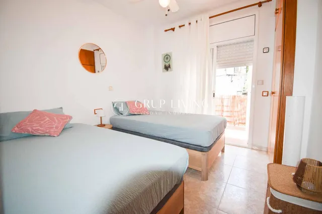 Alquiler de temporada. piso todo exterior con dos terrazas en el vinyet — 22