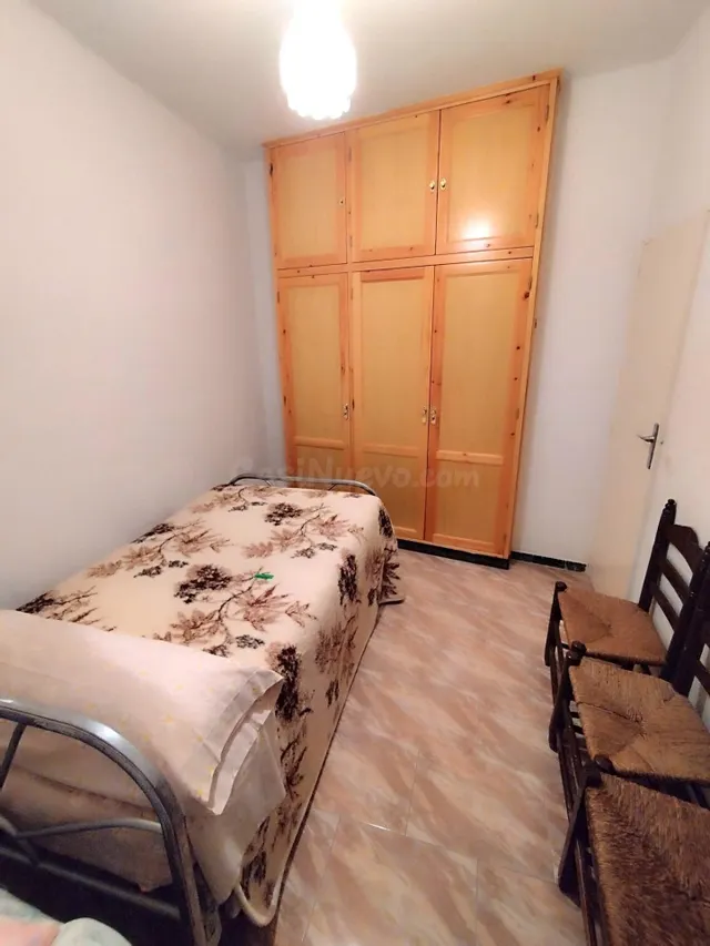 ¡Gran oportunidad! Casa de 8 habitaciones en venta en El Ron - foto 2