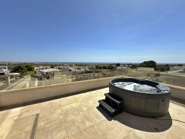 Villa 5 habitaciones 200m² en venta - Villamartín-Las Filipinas — 38