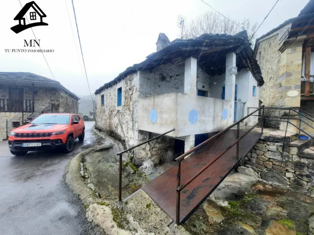 CASA DE PUEBLO CON FINCA URBANA EN VEGA DE PAS - foto 4