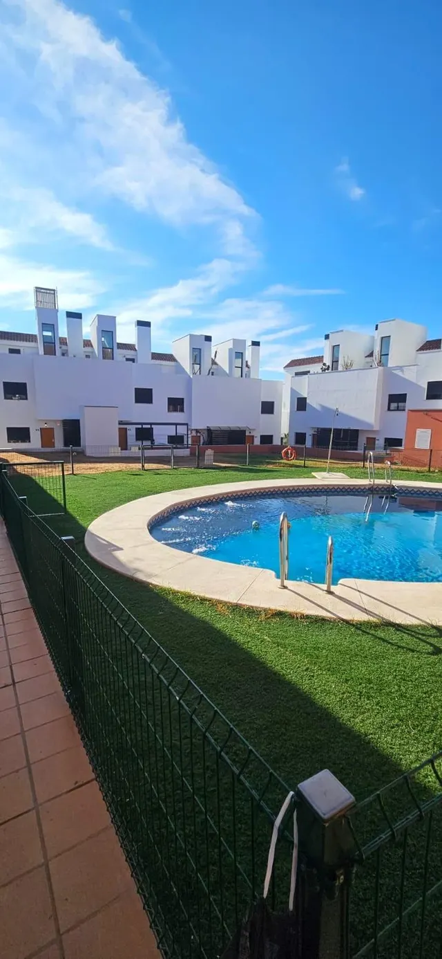 Casa en venta en Guillena con garaje, piscina comunitaria y gimnasio — 23