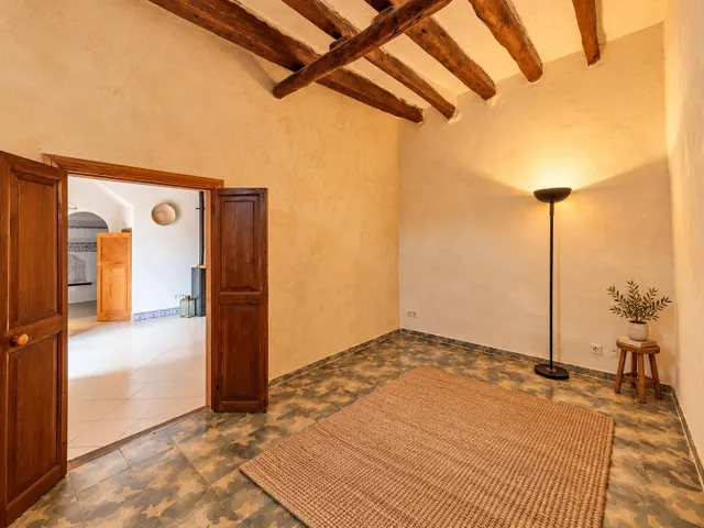 Encantadora casa de pueblo con amplia terraza en el centro de Ses Salines — 16