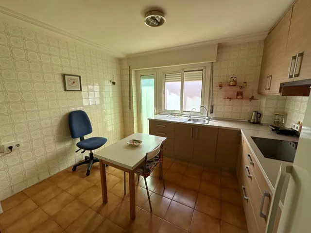 Amplio y Luminoso Piso en Elda, Ideal para Vivir — 10