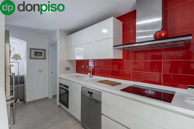 PISO COMPLETAMENTE REFORMADO EN CALLE RECOGIDAS — 16