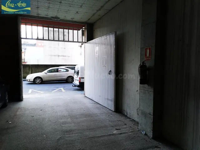 Local Comercial en Rúa Tarragona de Carballo - foto 4