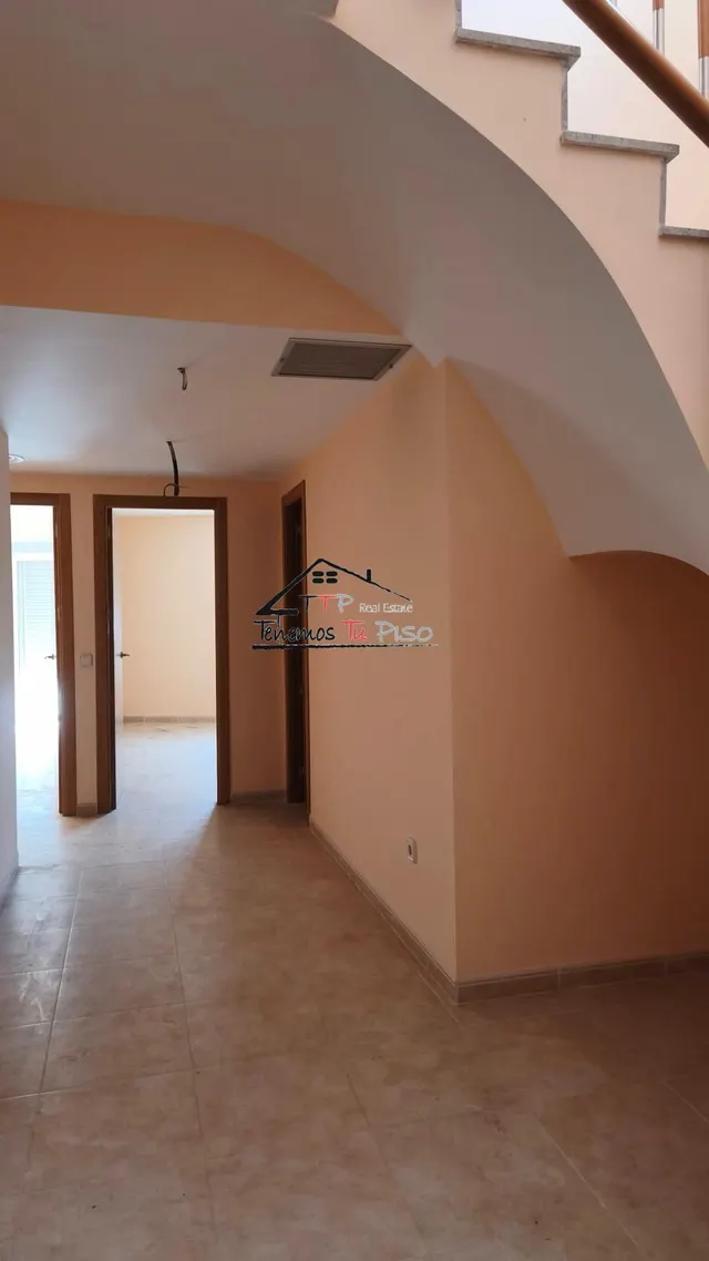 ÁTICO-DÚPLEX A ESTRENAR. 4 DORMITORIOS. 3 BAÑOS. TERRAZA DE 35M. COCHERA INCLUIDA — 16