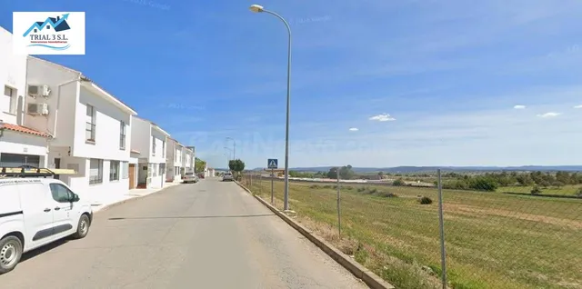 Venta de Casa en Azuaga (Badajoz) — 2