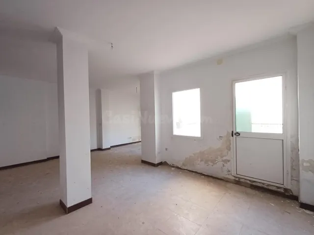 En venta fantástica vivienda de varias plantas y salida a do - foto 3