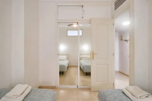Piso de 1 dormitorio  1 Baño -  A metros del Puerto deportivo de   Fuengirola — 19