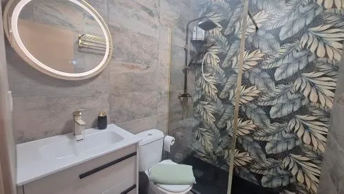 ✨ Elegancia y modernidad: casa totalmente reformada con toques exclusivos — 20