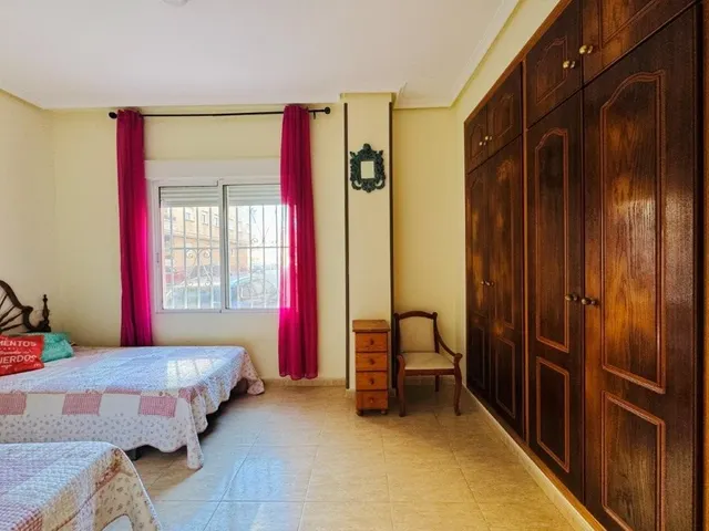 PISO EN PLANTA BAJA EN LA MATA — 9