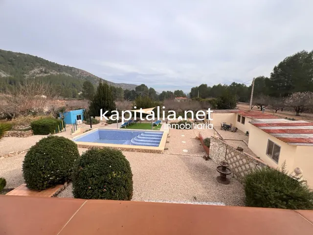 Chalet a la venta en l'Olleria — 37