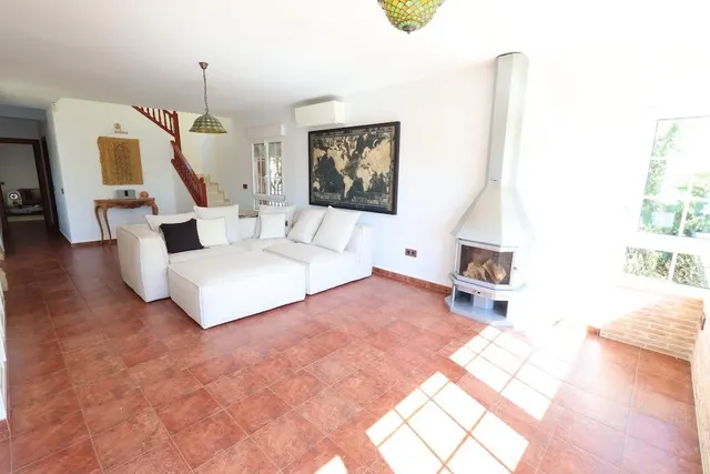 Villa 4 habitaciones 189m² en venta - Villamartín-Las Filipi - foto 2