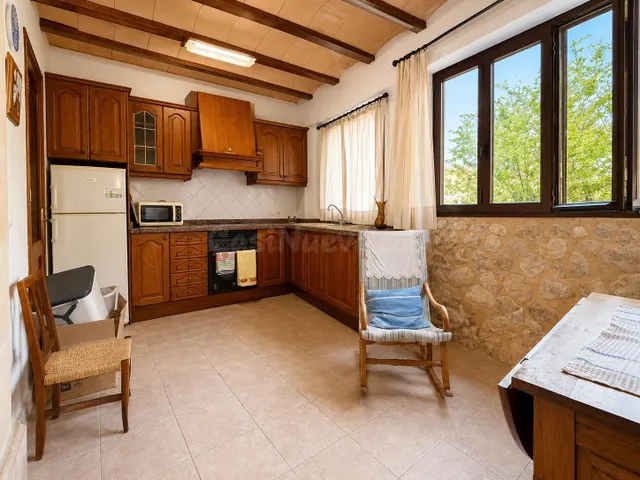 AUTÉNTICA CASA MALLORQUINA CON TERRAZA PRIVADA EN CAIMARI - foto 4