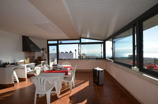 Casa con piscina en venta con vistas espectaculares en Alella — 35