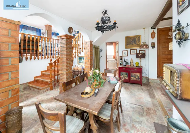 Chalet con gran parcela en Cogollos — 17