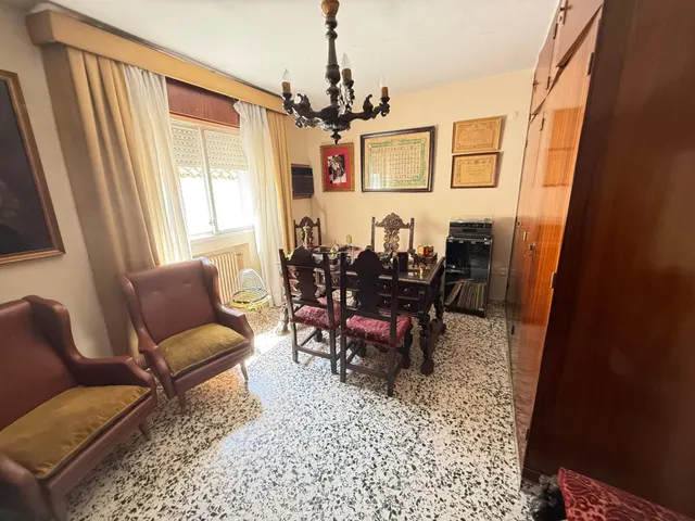 PISO DE LUJO EN BARRIO DE SANTA CRUZ — 14