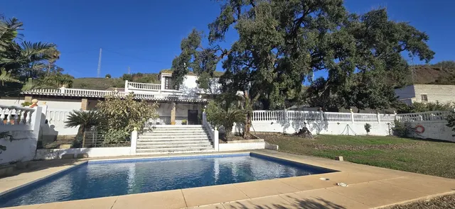 Finca rústica 8 habitaciones 400m² en venta - Riviera del so