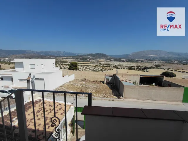 SE VENDE BONITA CASA EN CAMPO CÁMARA - foto 2