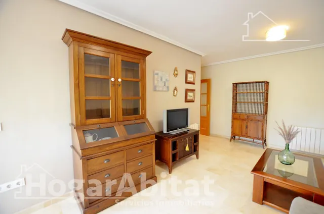 EN RESIDENCIAL CON PISCINA Y GARAJE CERCA DEL MAR — 40