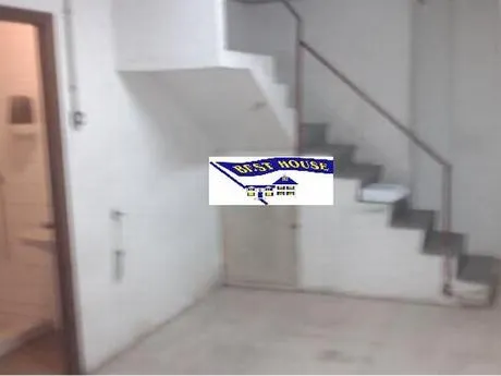 AMPLIO LOCAL COMERCIAL — 8