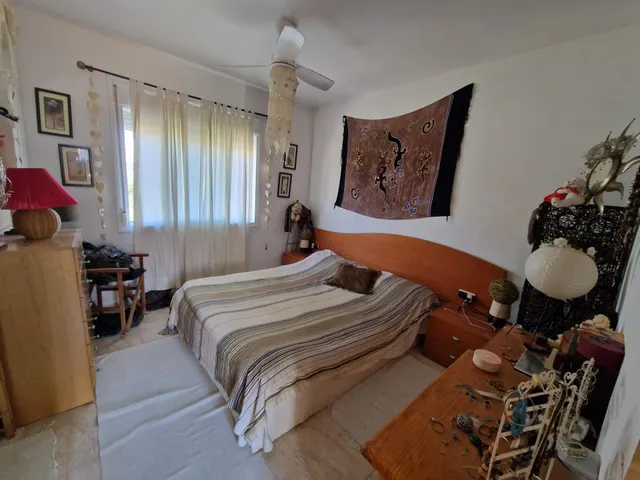 Acogedora Casa Adosada en Miami Platja con Jardín Privado y Piscina Comunitaria — 12