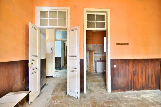 OFICINA en Planta Baja en Alcaravaneras, ¡Ideal para Reforma