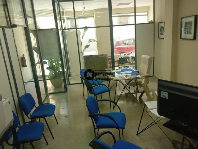 INMOBILIARIA TEJARES ALQUILA OFICINAS COMERCIALES CON AULAS 