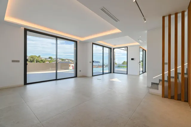 Villa 4 habitaciones 621m² en venta - playa fustera — 37