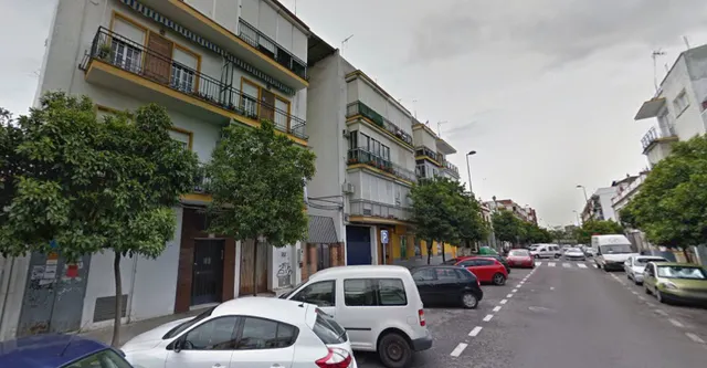 Venta piso en Sevilla — 3