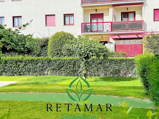 PISO CON TERRAZA Y VISTAS A LA PISCINA - foto 4