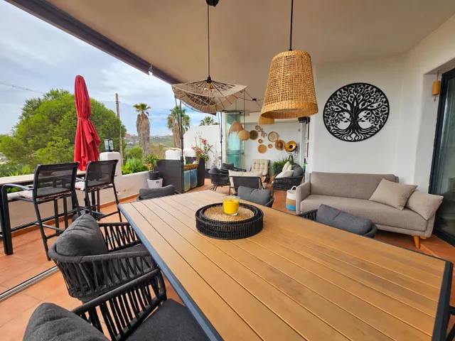 MAGNÍFICO APARTAMENTO DE 2 DORMITORIOS CON GRAN TERRAZA, JARDÍN PRIVADO Y VISTAS AL MAR Y AL GOLF – DOÑA JULIA, CASARES COSTA — 29