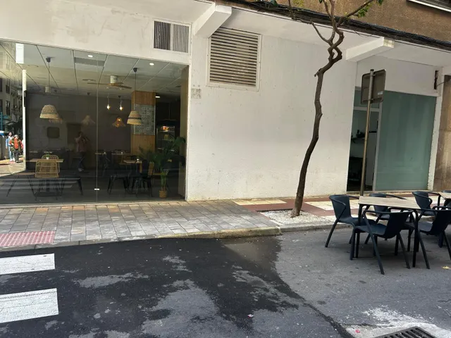 Traspaso de local comercial de 253 m2 — 8