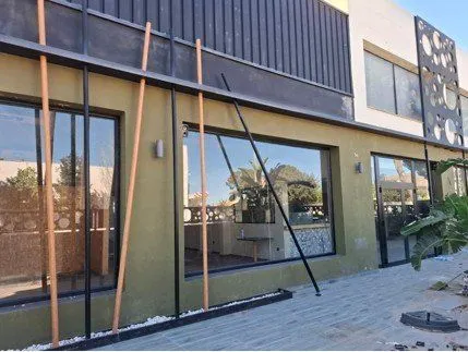 Local comercial 511m² en alquiler - La Cañada — 10