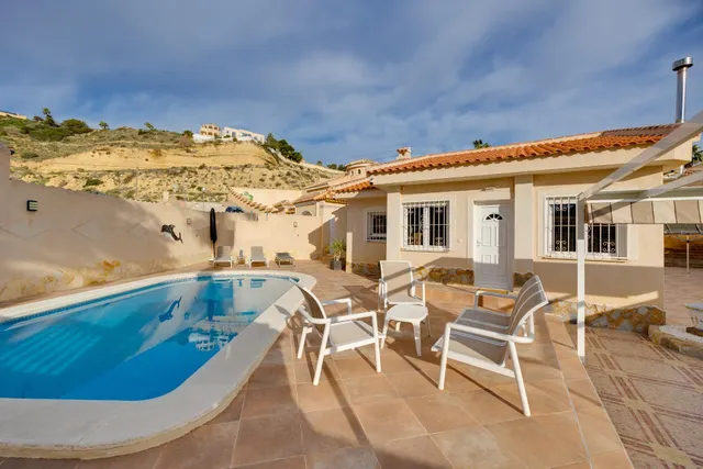 MAGNIFICO CHALET INDEPENDIENTE CON PISCINA PRIVADA Y VISTAS AL CAMPO DE GOLF EN CIUDAD QUESADA — 22