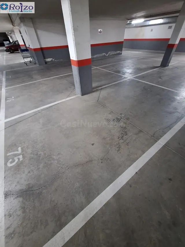 Garaje 26m² en venta - Centro