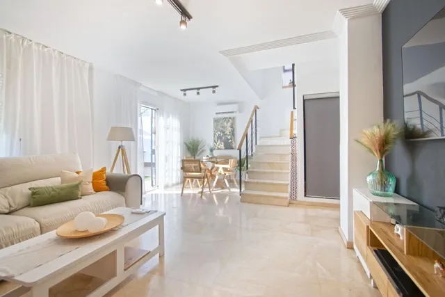 Chalet Independiente y privado en Bormujos — 21