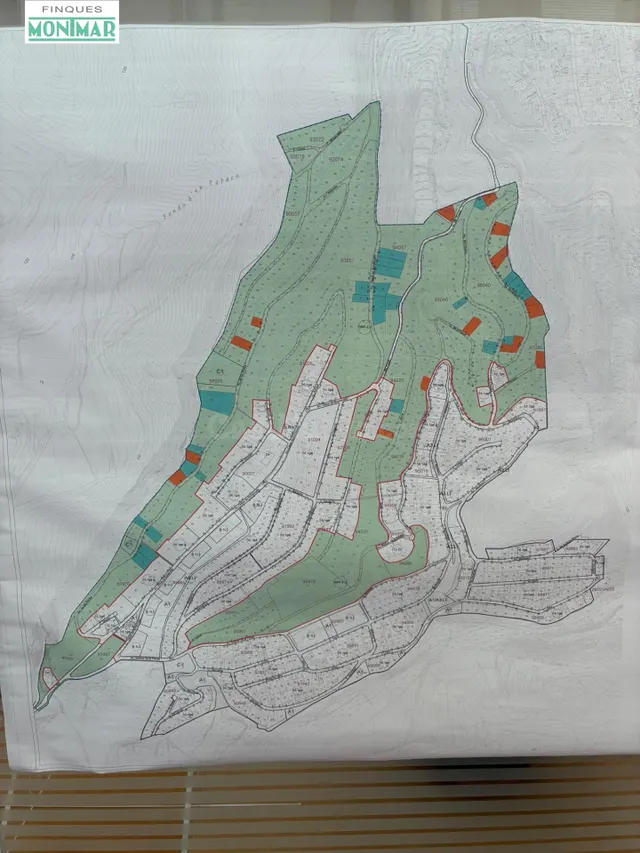 TERRENO DE 1.196 METROS EN CAN LLOSES (SANT PERE DE RIBES) - foto 4