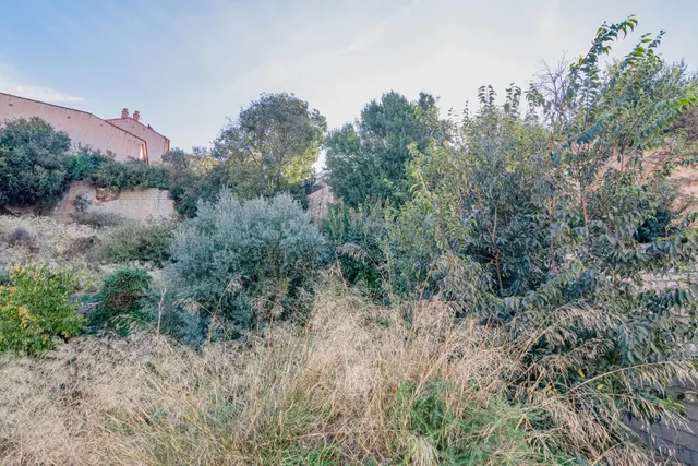 Oportunidad Única: Terreno Urbano en Vélez de Benaudalla - Costa Tropical — 37