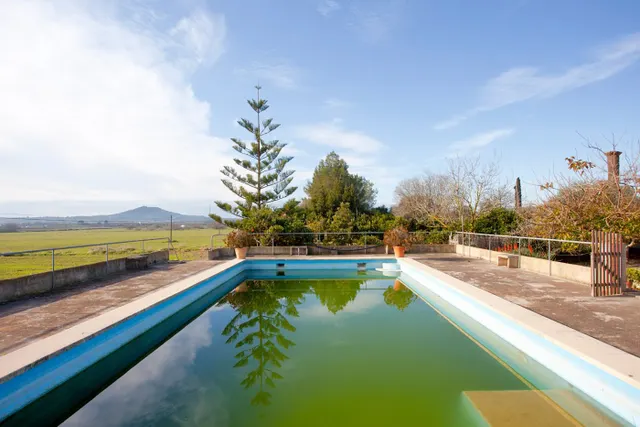 Payesia con piscina y jardín en Ariany. — 22