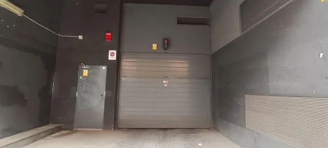 Oportunidad de Inversión: Parking en el Centro de Sant Boi de Llobregat — 2