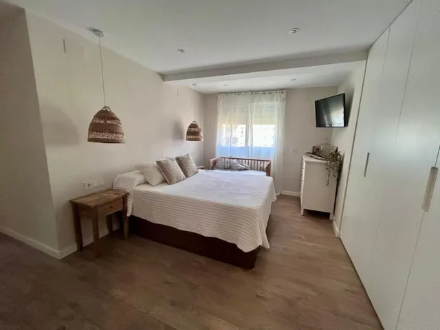 Venta de Piso 3 Dormitorios 2 Baños Balcón Reformado — 13