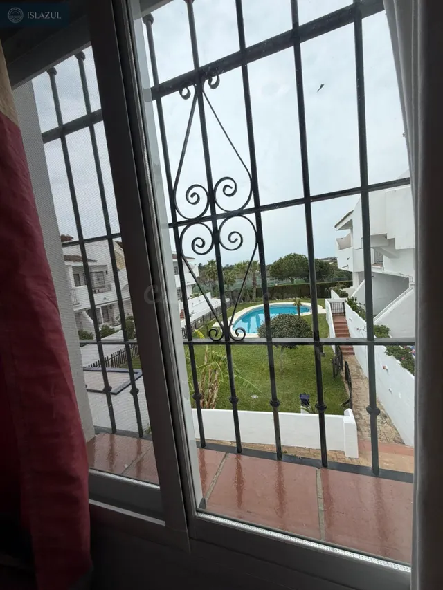 EXCLUSIVO ATICO CON TERRAZA DE 65 M2 Y VISTAS AL MAR - foto 4