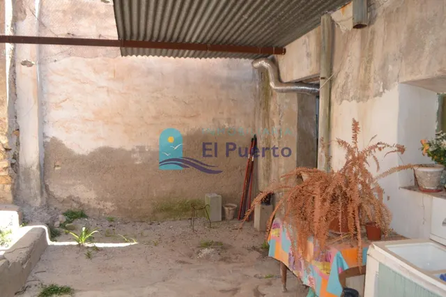 AMPLIA CASA UNIFAMILIAR EN EL CENTRO DE ALEDO - REF 1401 — 23