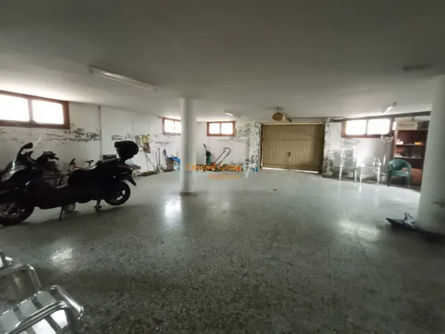CASA DE CAMPO EN PARCELA CON PISCINA — 18