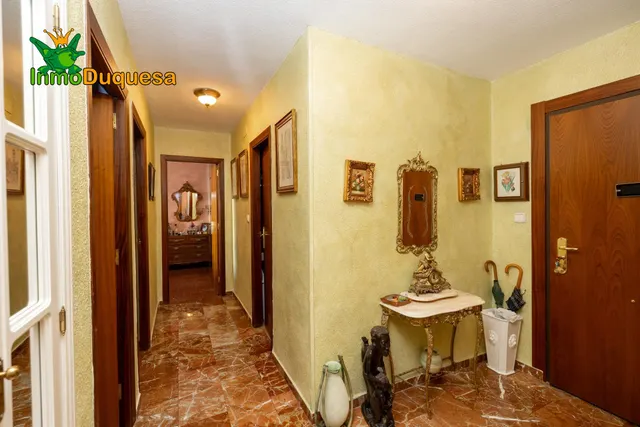 Piso de 3 dorm. en Camino Bajo de Huétor. — 15