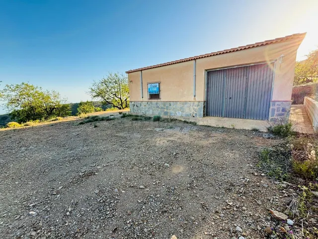 Casa de campo 1 habitación 115m² en venta - Sierra de la con - foto 2