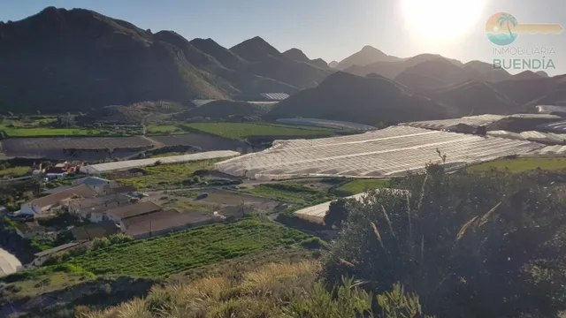 SOLAR CON TERRENO RUSTICO EN UGEJAR (MORATA) - foto 3