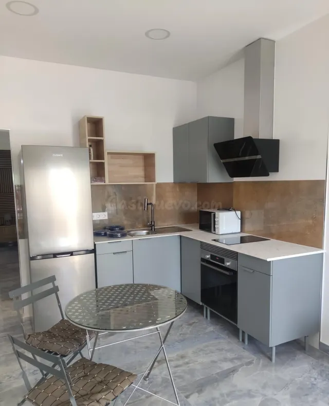 Apartamento Seminuevo en alquiler TEMPORAL zona La Aljorra - foto 2